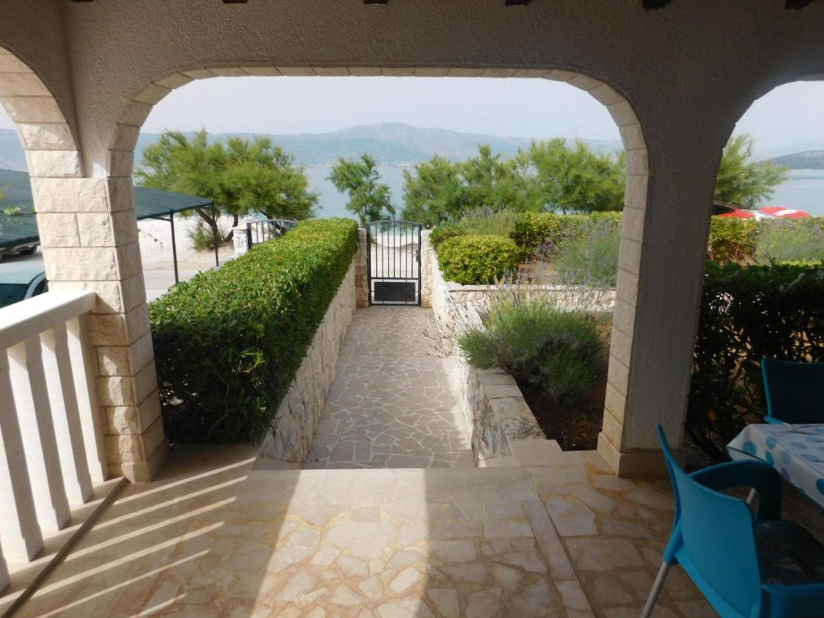 Apartments By The Sea Slatine, Ciovo - 1128 Ngoại thất bức ảnh