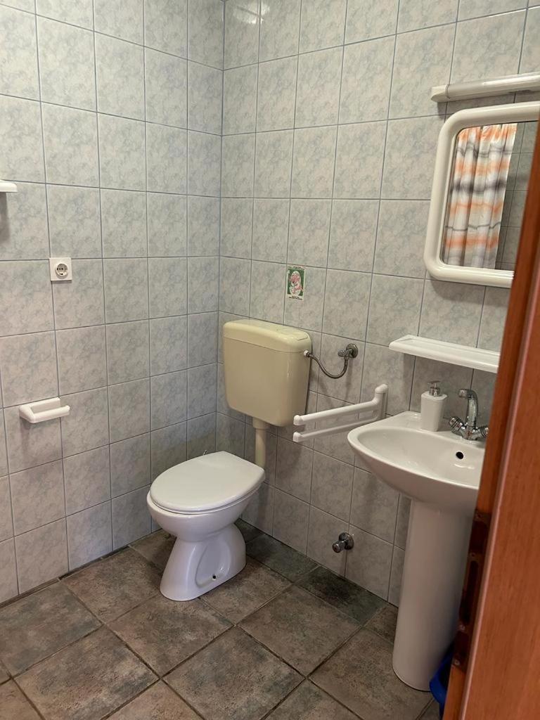 Apartments By The Sea Slatine, Ciovo - 1128 Phòng bức ảnh