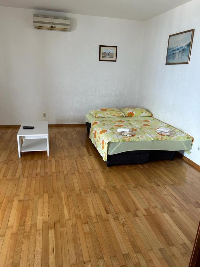 Apartments By The Sea Slatine, Ciovo - 1128 Phòng bức ảnh